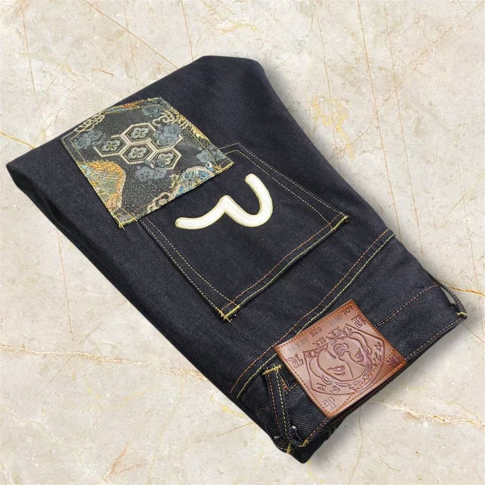 Evisu Men's Dark Blue Jeans - Picture 9 of 12